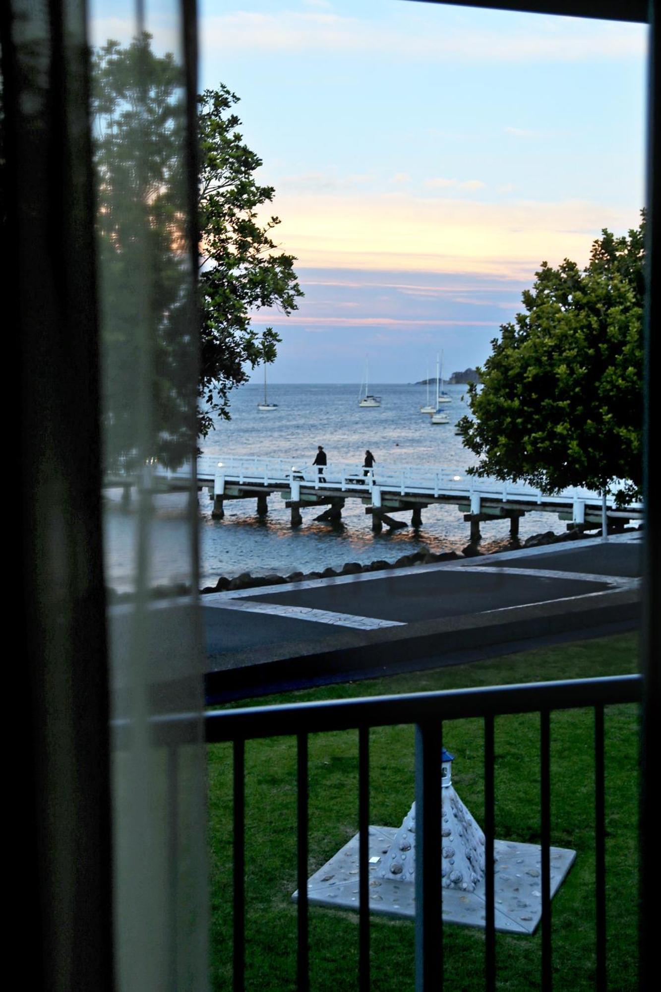 Zorba Waterfront Motel Batemans Bay Dış mekan fotoğraf