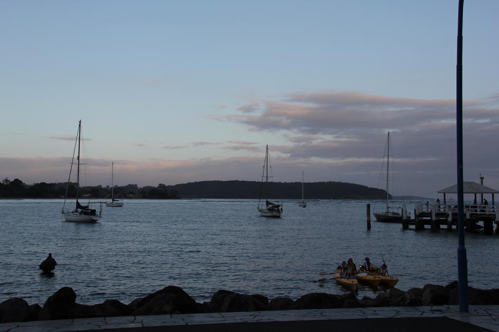 Zorba Waterfront Motel Batemans Bay Dış mekan fotoğraf