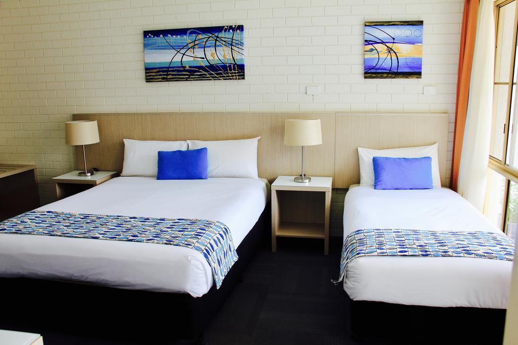 Zorba Waterfront Motel Batemans Bay Dış mekan fotoğraf