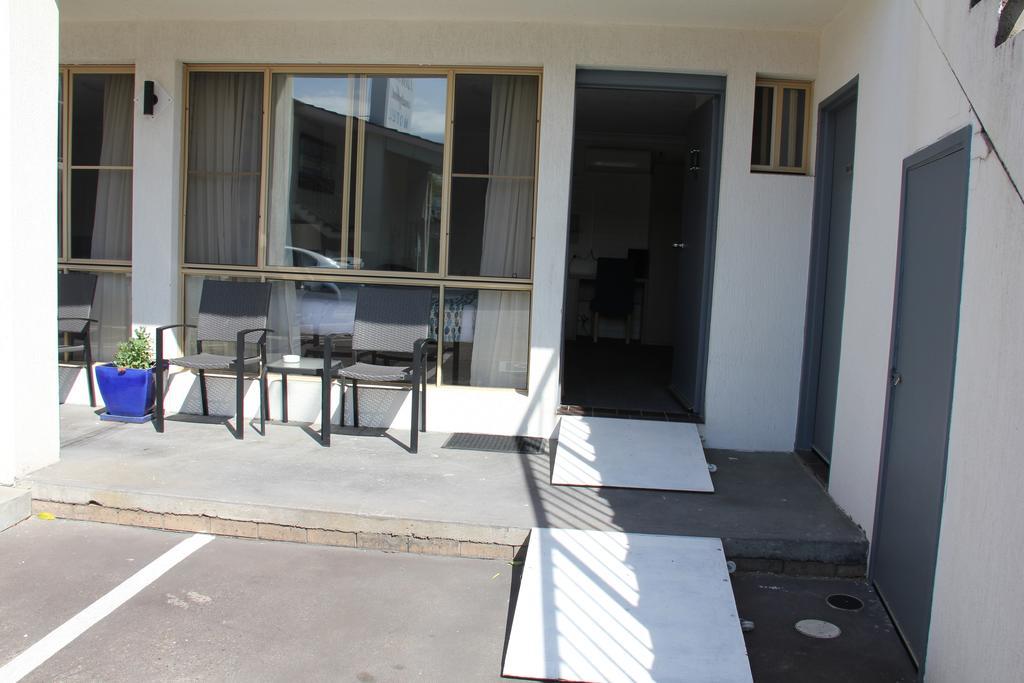 Zorba Waterfront Motel Batemans Bay Dış mekan fotoğraf