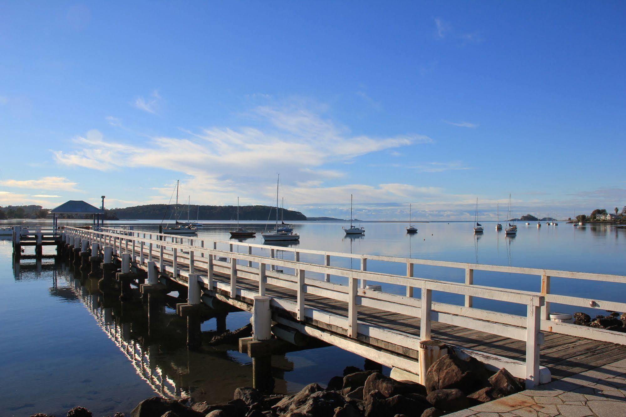 Zorba Waterfront Motel Batemans Bay Dış mekan fotoğraf