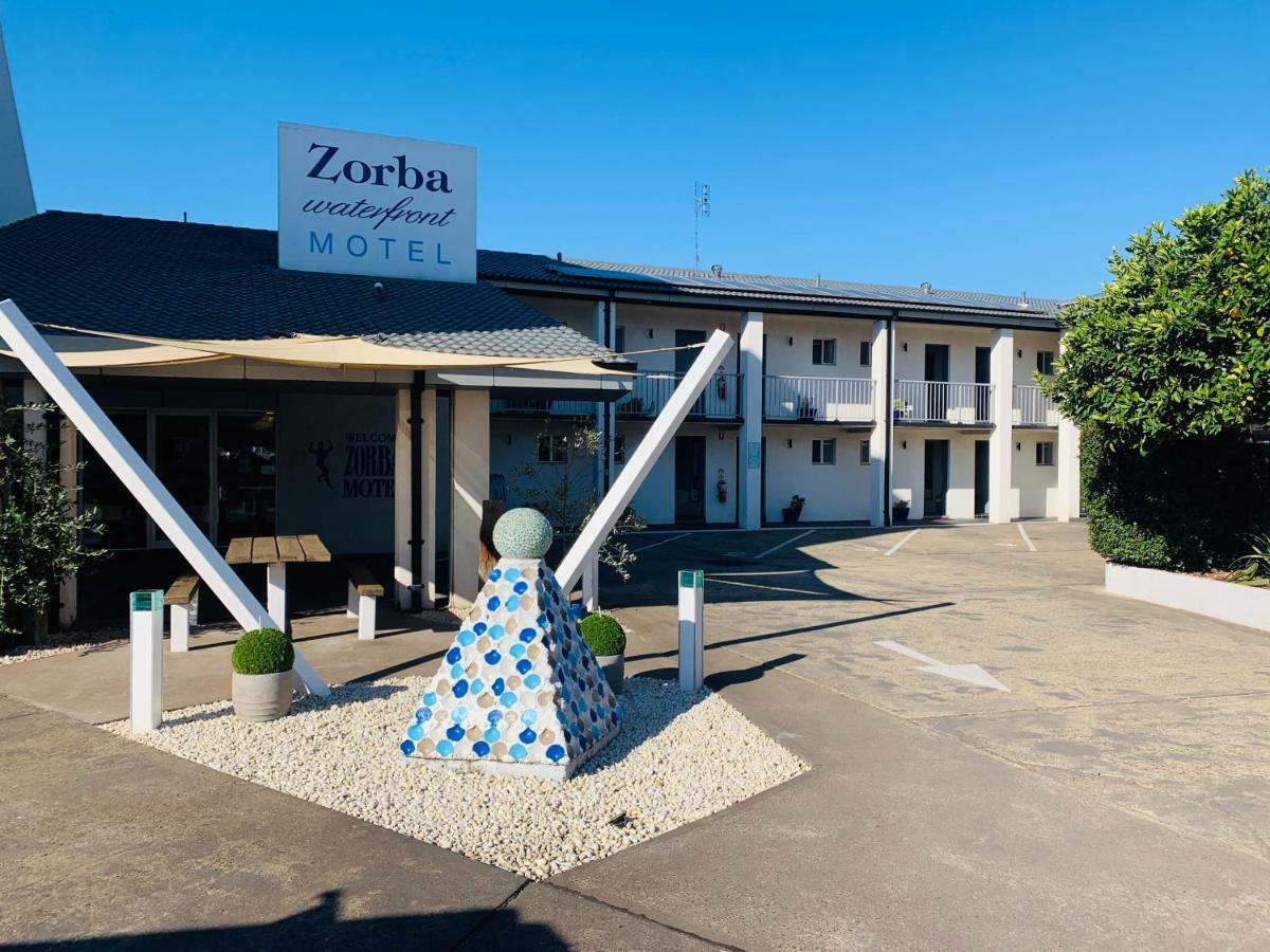 Zorba Waterfront Motel Batemans Bay Dış mekan fotoğraf