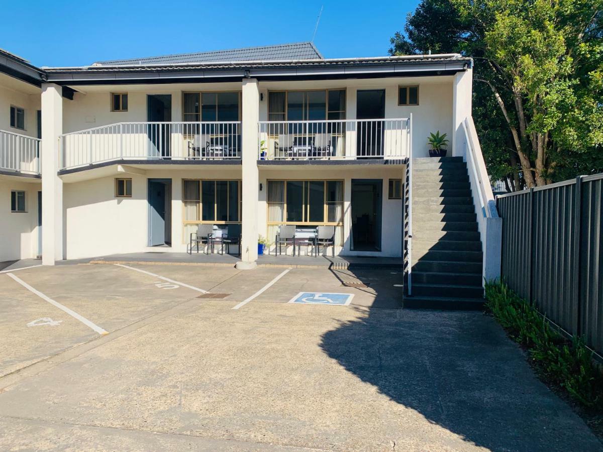 Zorba Waterfront Motel Batemans Bay Dış mekan fotoğraf